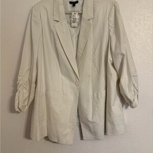 Lane Bryant White Blazer with‎ Ruched Sleeves and Relaxed Fit